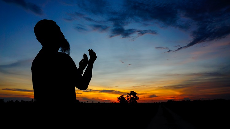 Making Du'a During the Night of Power