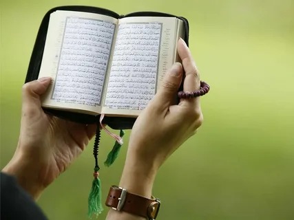 Amazing Benefits of Seeking Knowledge in Islam