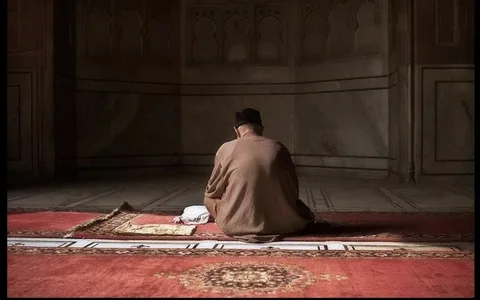What to Do After Fajr Prayer