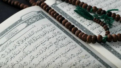 8 Remarkable Benefits of Surah Mulk